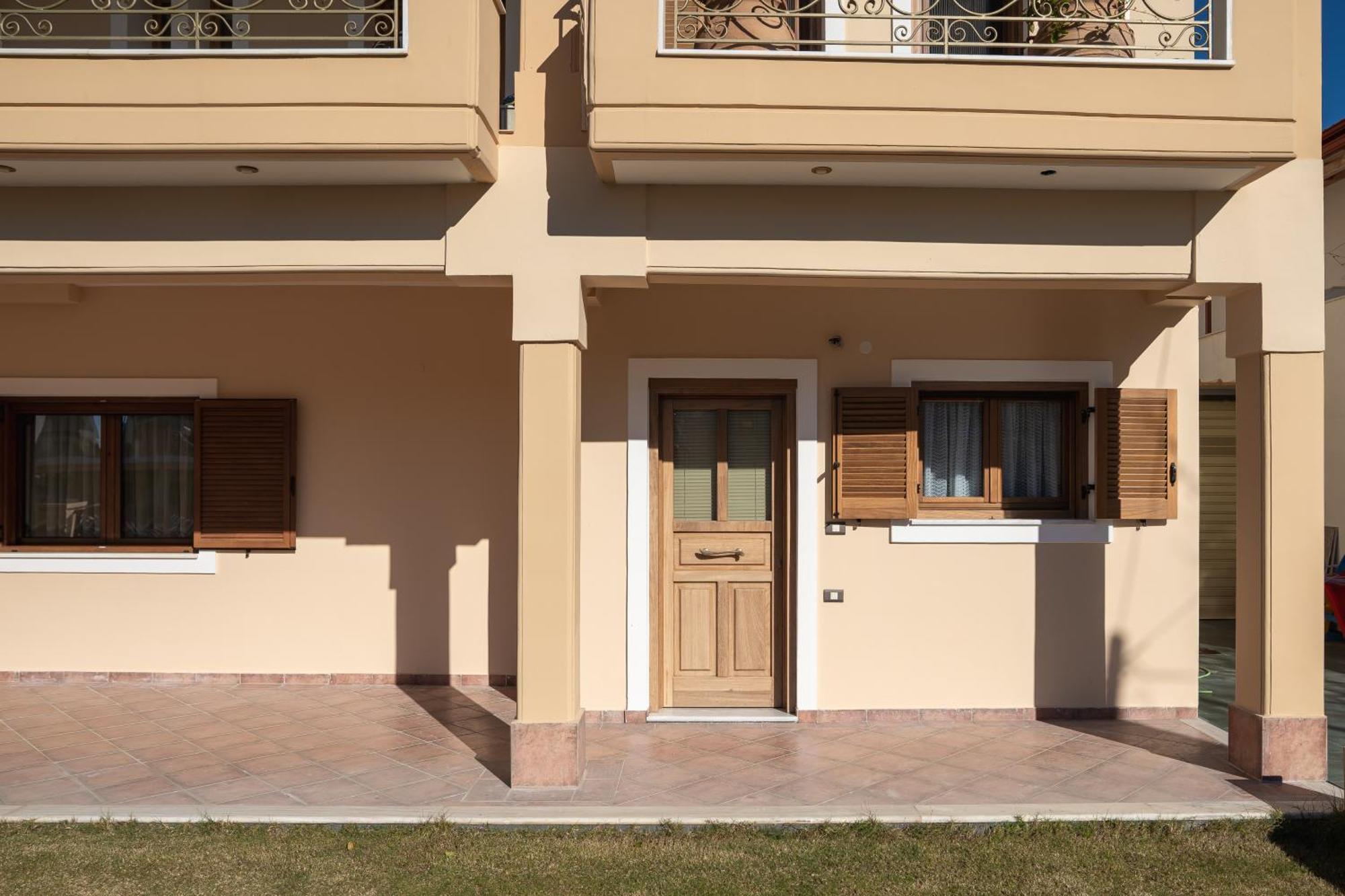 Elegance Suites Plataria Exteriér fotografie